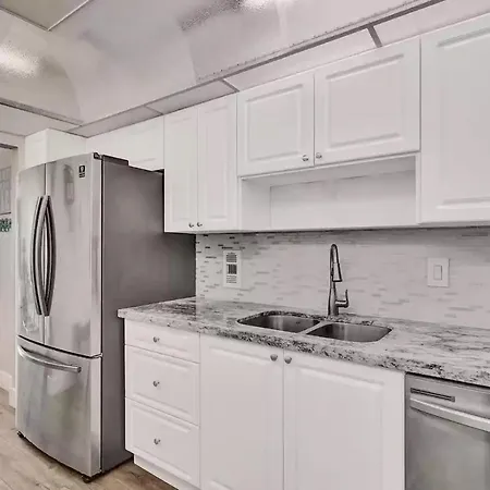 Amazing Apartment On Hollywood Beach Tides